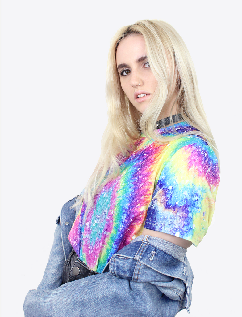 Side view of the OIL SLICK Tee by KULT